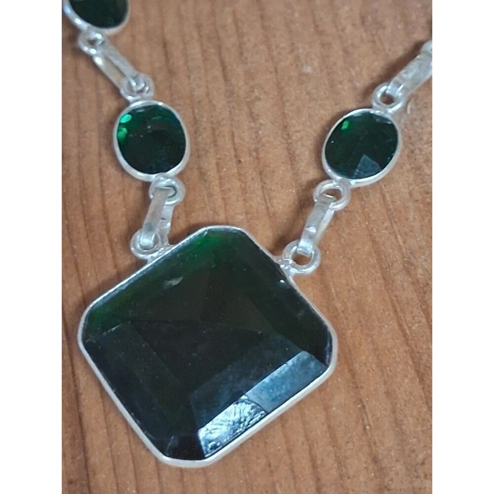 Artisan Southwestern Boho Style Emerald Green Stone Statement Necklace